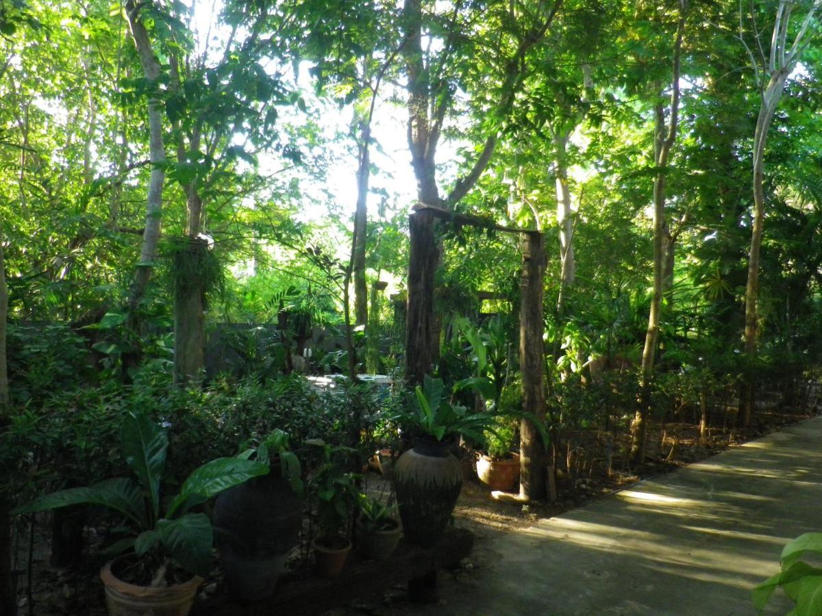 The Theatre Villa Bang Saphan Extérieur photo