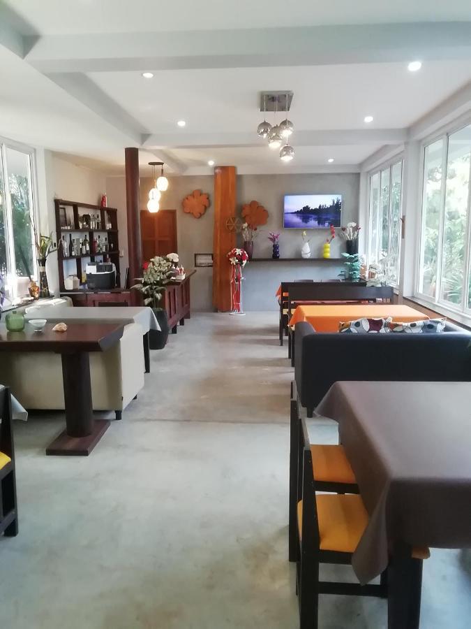 The Theatre Villa Bang Saphan Extérieur photo